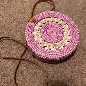 Wicker pink cross body women’s purse